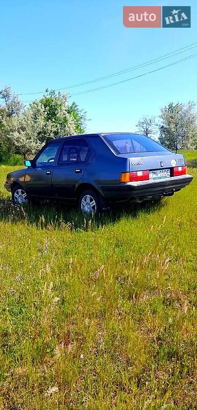 Хетчбек Volvo 340 1987 в Одесі