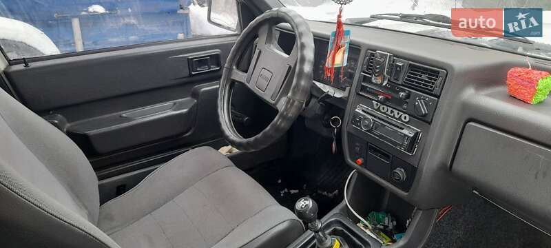 Хэтчбек Volvo 340 1986 в Нежине