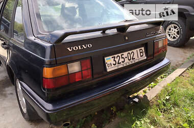Хэтчбек Volvo 440 1989 в Львове
