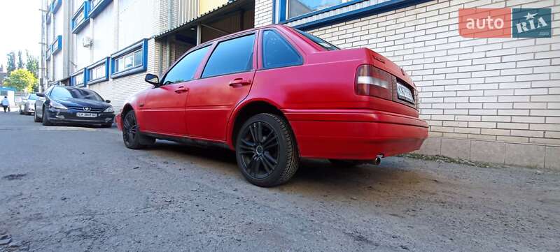 Хетчбек Volvo 440 1996 в Києві