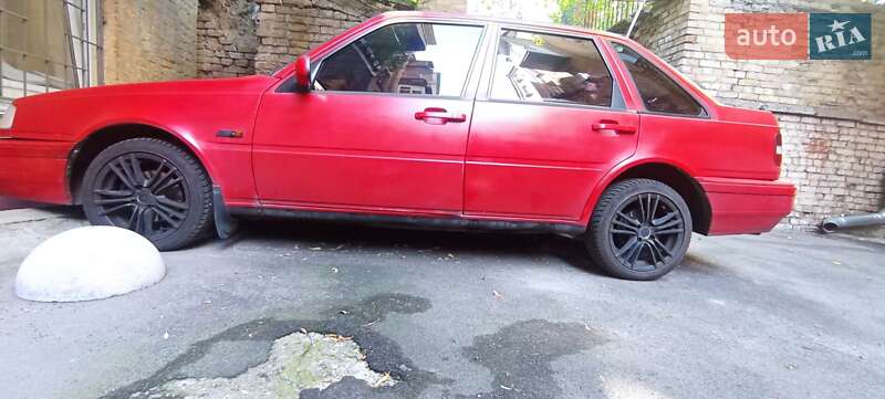 Хетчбек Volvo 440 1996 в Києві