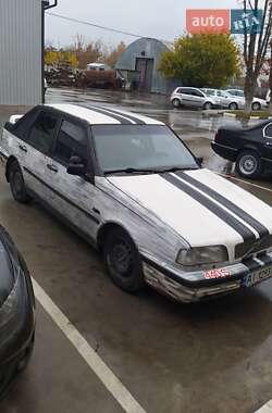 Хетчбек Volvo 440 1997 в 