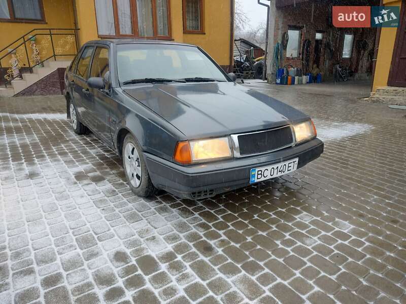 Хетчбек Volvo 440 1991 в Трускавці