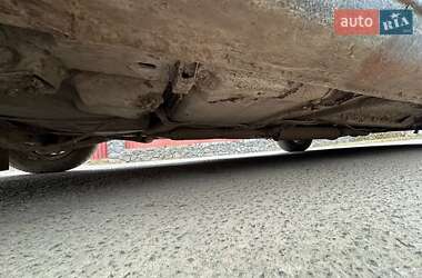 Хэтчбек Volvo 440 1991 в 