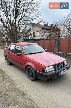 Хэтчбек Volvo 440 1991 в 