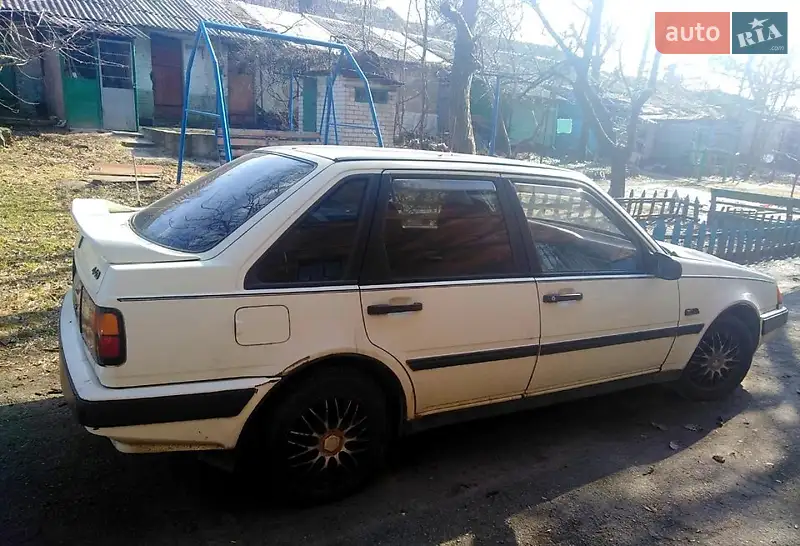 Volvo 440 1989