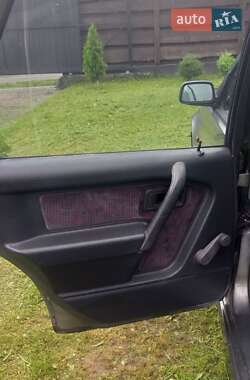 Хэтчбек Volvo 440 1989 в 