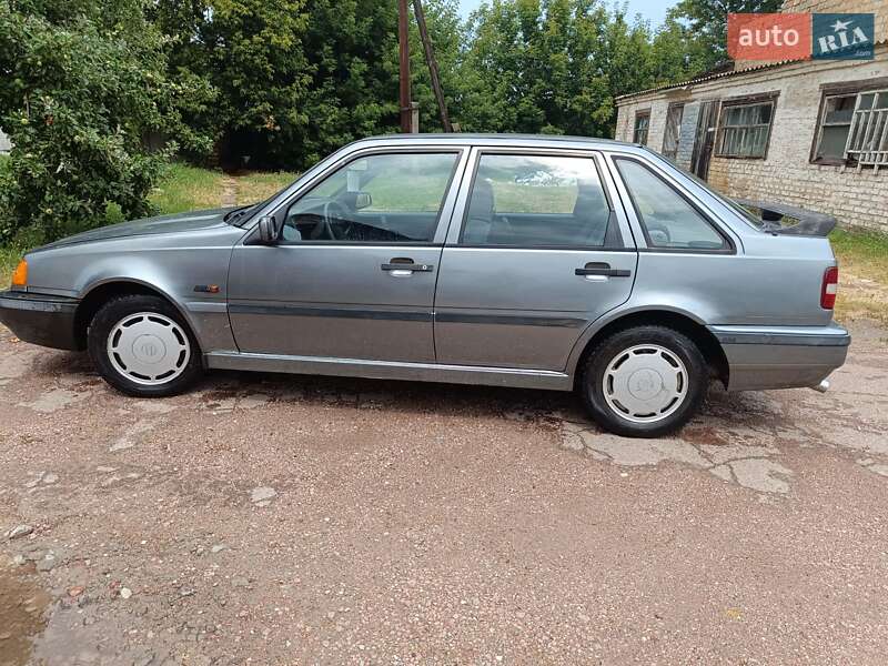 Хэтчбек Volvo 440 1989 в Борисполе
