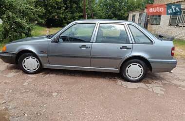 Хэтчбек Volvo 440 1989 в 