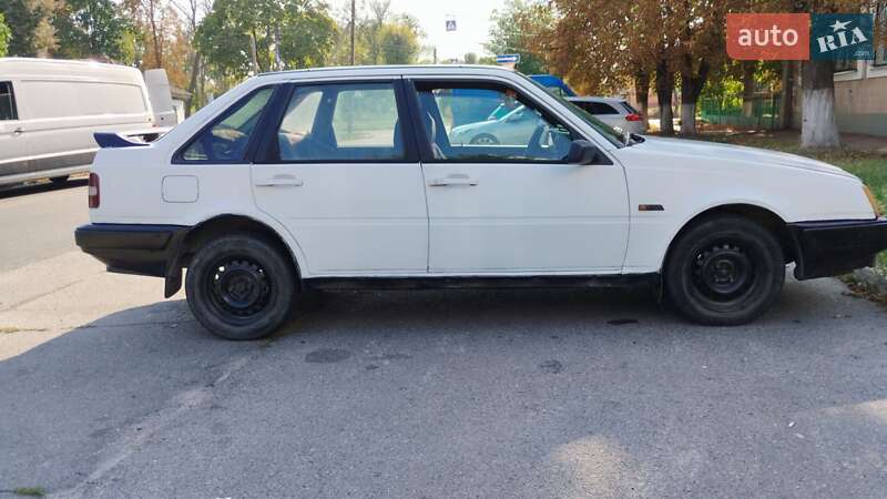 Хэтчбек Volvo 440 1991 в Черкассах