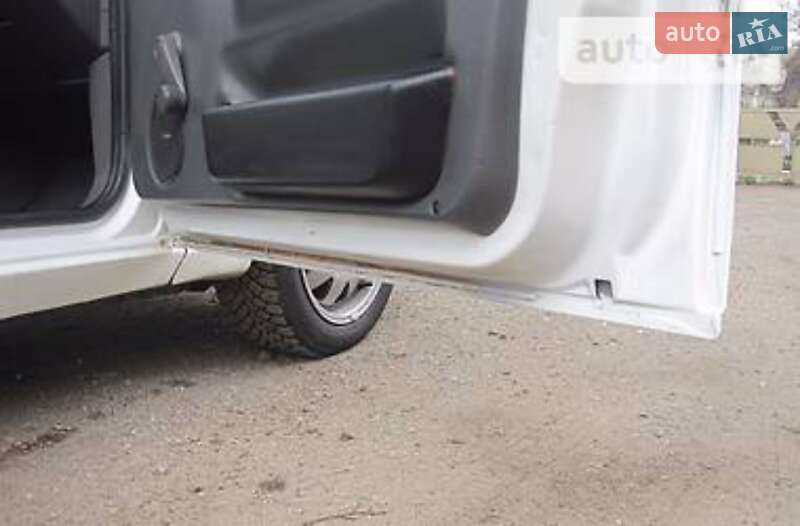 Хэтчбек Volvo 440 1990 в Перегинском фото 20 Хэтчбек Volvo 440 1990 в Перегинском