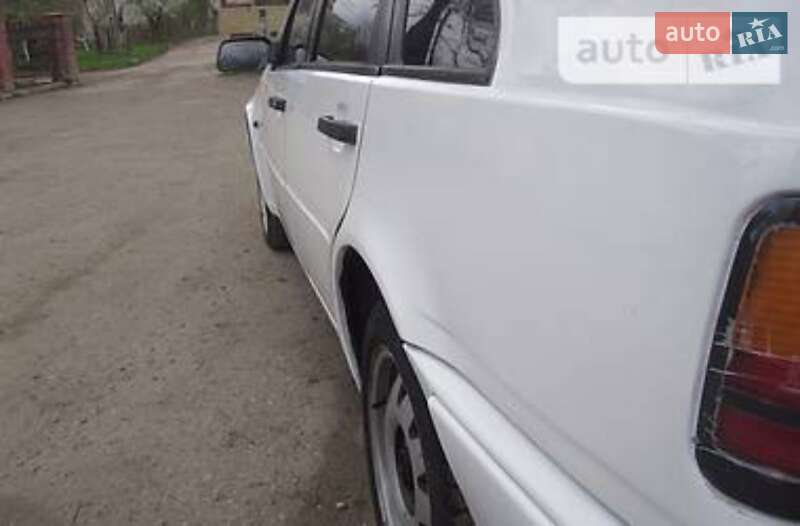 Хэтчбек Volvo 440 1990 в Перегинском фото 25 Хэтчбек Volvo 440 1990 в Перегинском