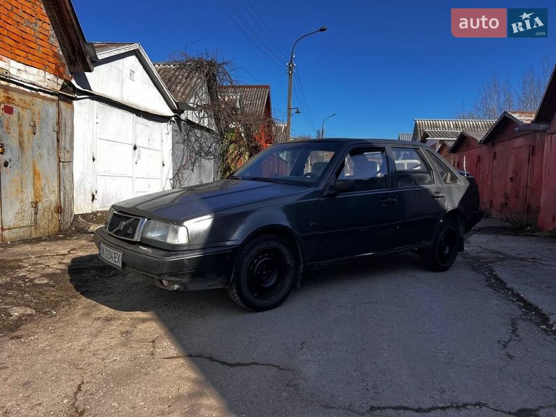 Хэтчбек Volvo 440 1991 в Хмельницком