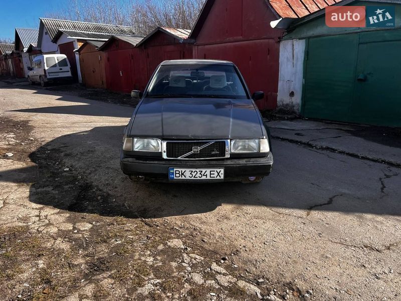 Хэтчбек Volvo 440 1991 в Хмельницком