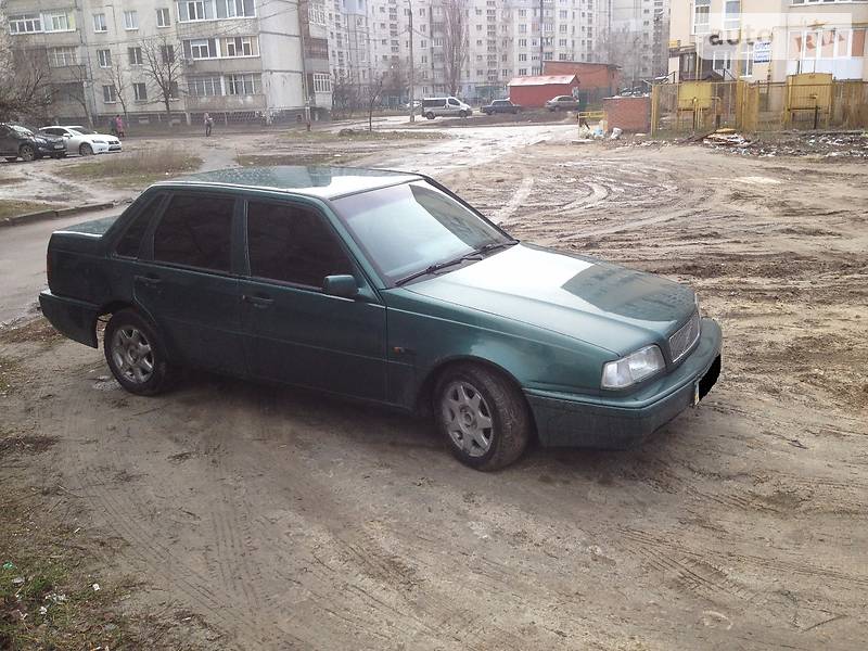 Volvo 460 1994 года