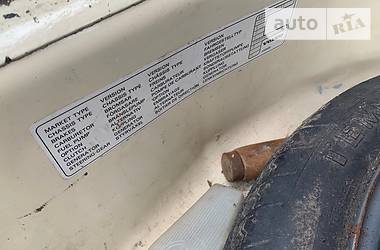 Седан Volvo 460 1992 в 
