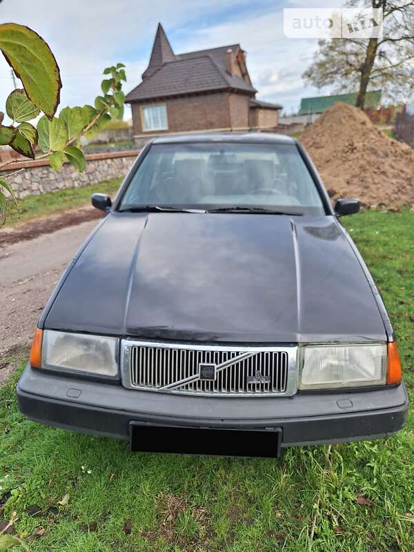 Volvo 460 1992
