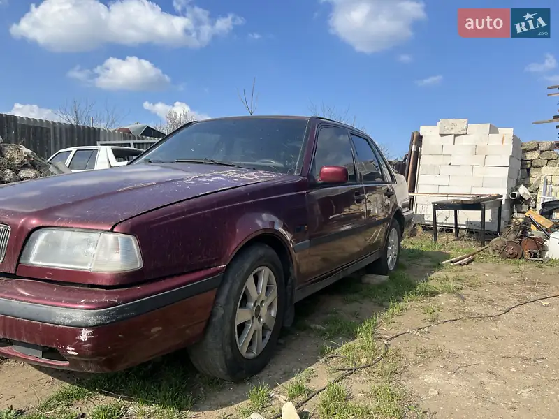 Volvo 460