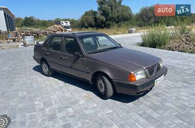 Седан Volvo 460 1991 в Хмельницькому
