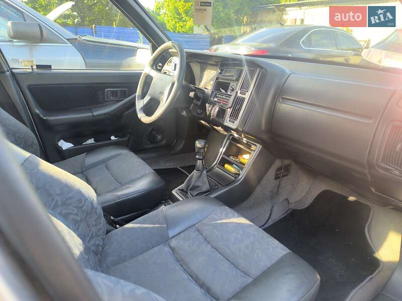 Седан Volvo 460 1992 в Києві