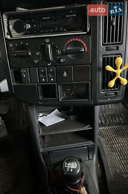 Седан Volvo 460 1996 в 