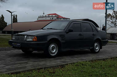 Седан Volvo 460 1992 в Дніпрі