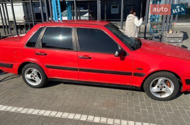 Седан Volvo 460 1992 в Киеве