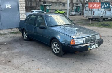 Седан Volvo 460 1990 в Николаеве