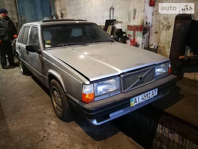 Volvo 740
