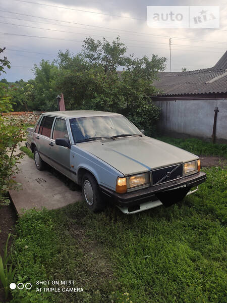 Седан Volvo 740 1984 в Івано-Франківську