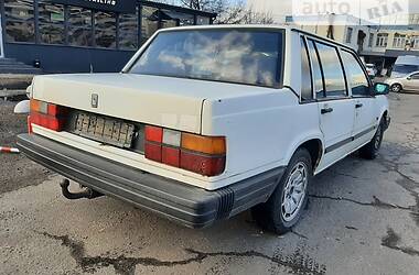 Седан Volvo 740 1988 в Киеве