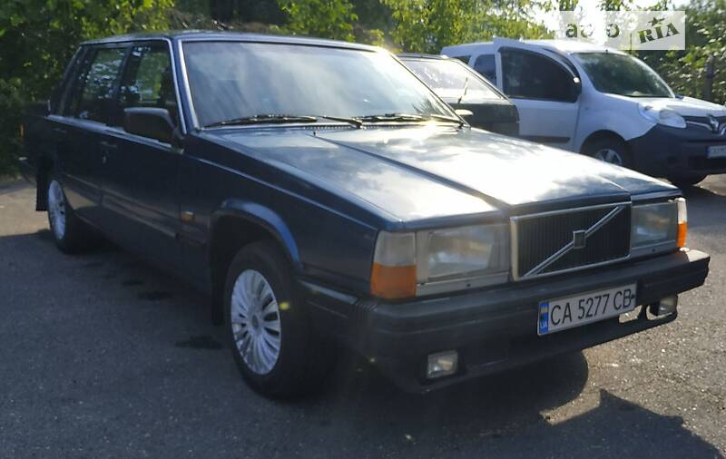 Седан Volvo 740 1986 в Черкасах