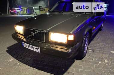 Седан Volvo 740 1989 в Киеве