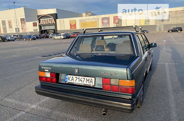 Седан Volvo 740 1986 в Киеве
