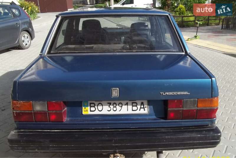 Седан Volvo 740 1985 в Тернополі