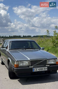 Седан Volvo 740 1989 в 