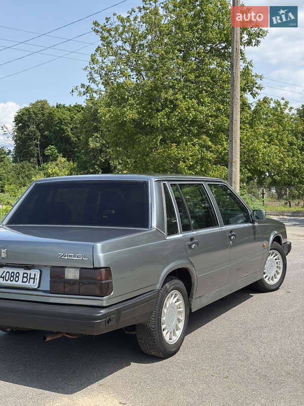 Седан Volvo 740 1989 в Києві