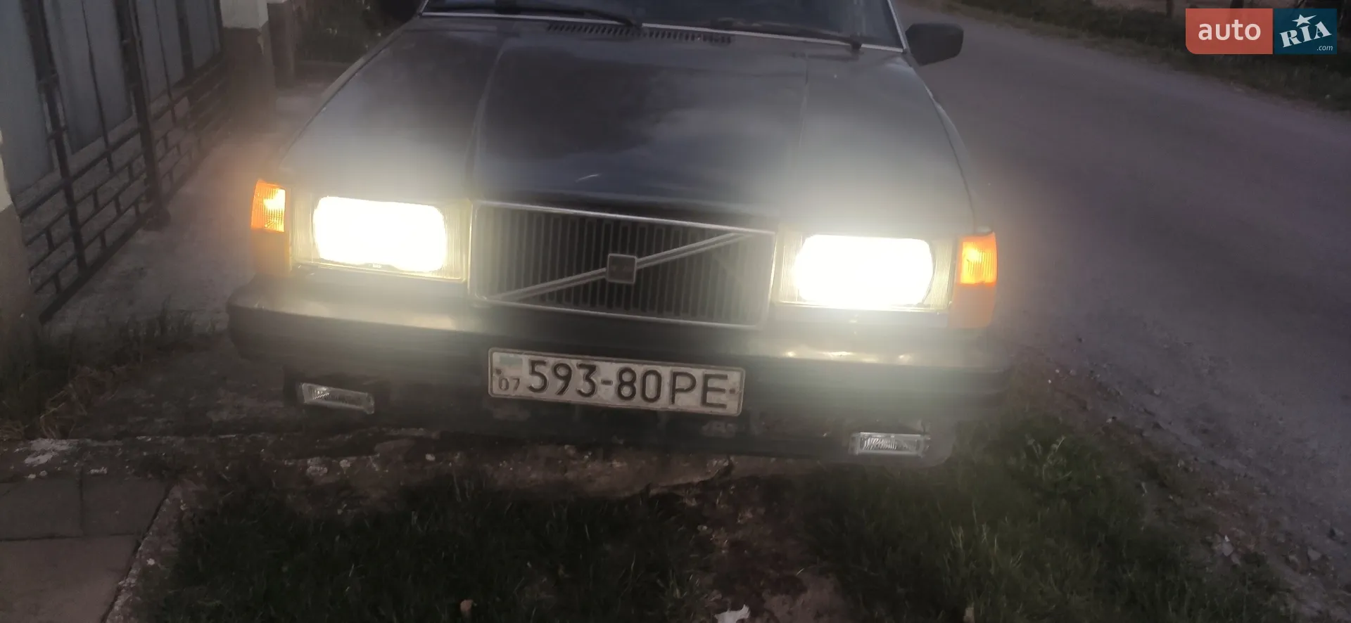 1988 Volvo 740 - мініатюра 14