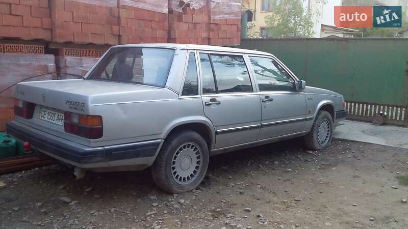 Седан Volvo 760 1988 в Черновцах