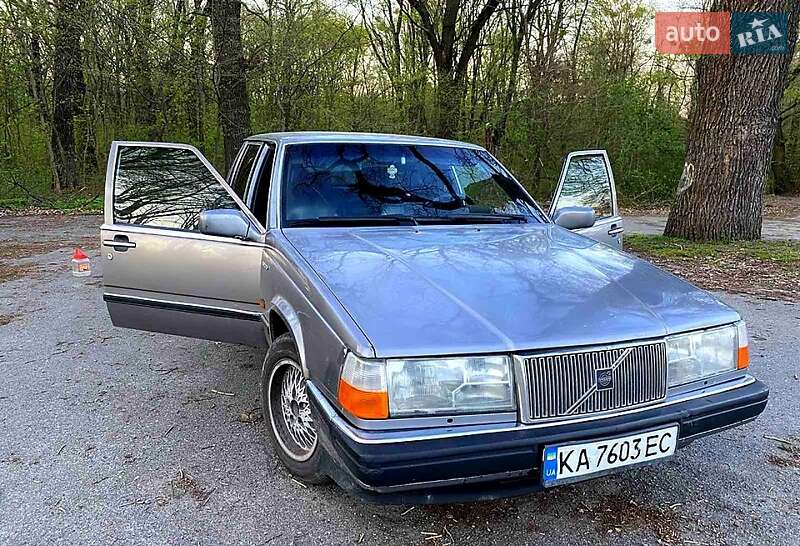 Volvo 760 1989