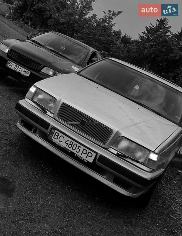 Седан Volvo 850 1992 в Львове