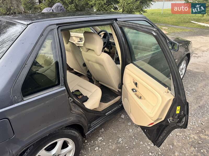 Седан Volvo 850 1993 в Бердичеві