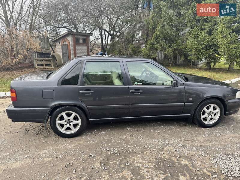 Седан Volvo 850 1993 в Бердичеві