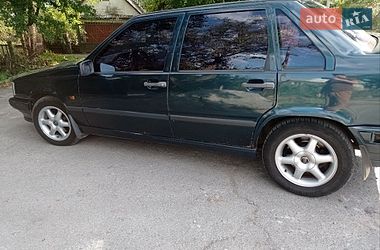 Седан Volvo 850 1992 в Звягеле