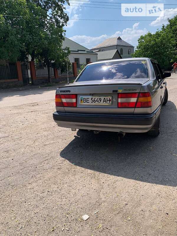 Седан Volvo 940 1991 в Новому Бузі