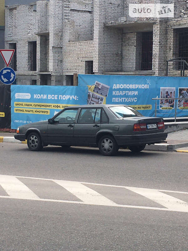 Седан Volvo 940 1993 в Боярке