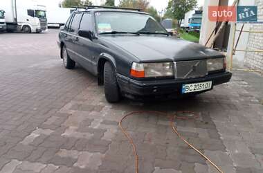 Седан Volvo 940 1992 в 
