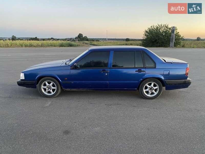 Седан Volvo 940 1994 в Ичне