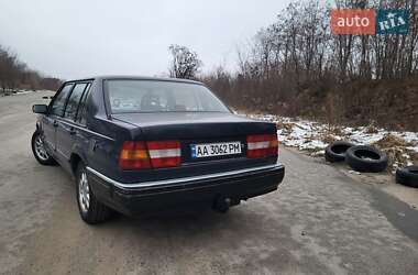 Седан Volvo 940 1992 в 