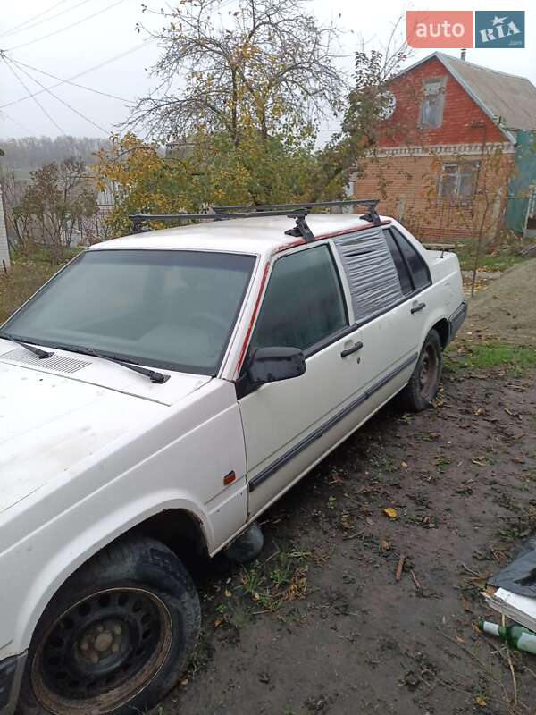 Седан Volvo 940 1992 в Дніпрі